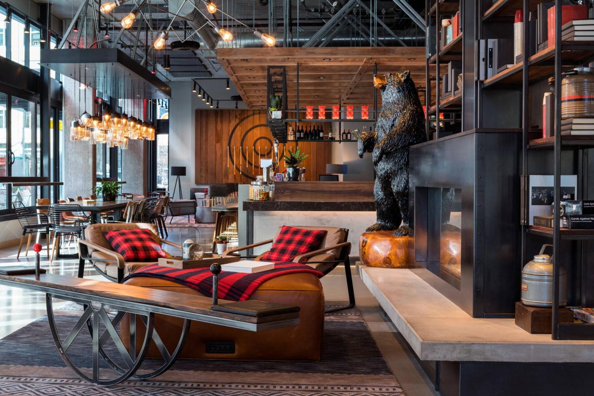 Moxy Seattle Downtown Hotel Exterior photo