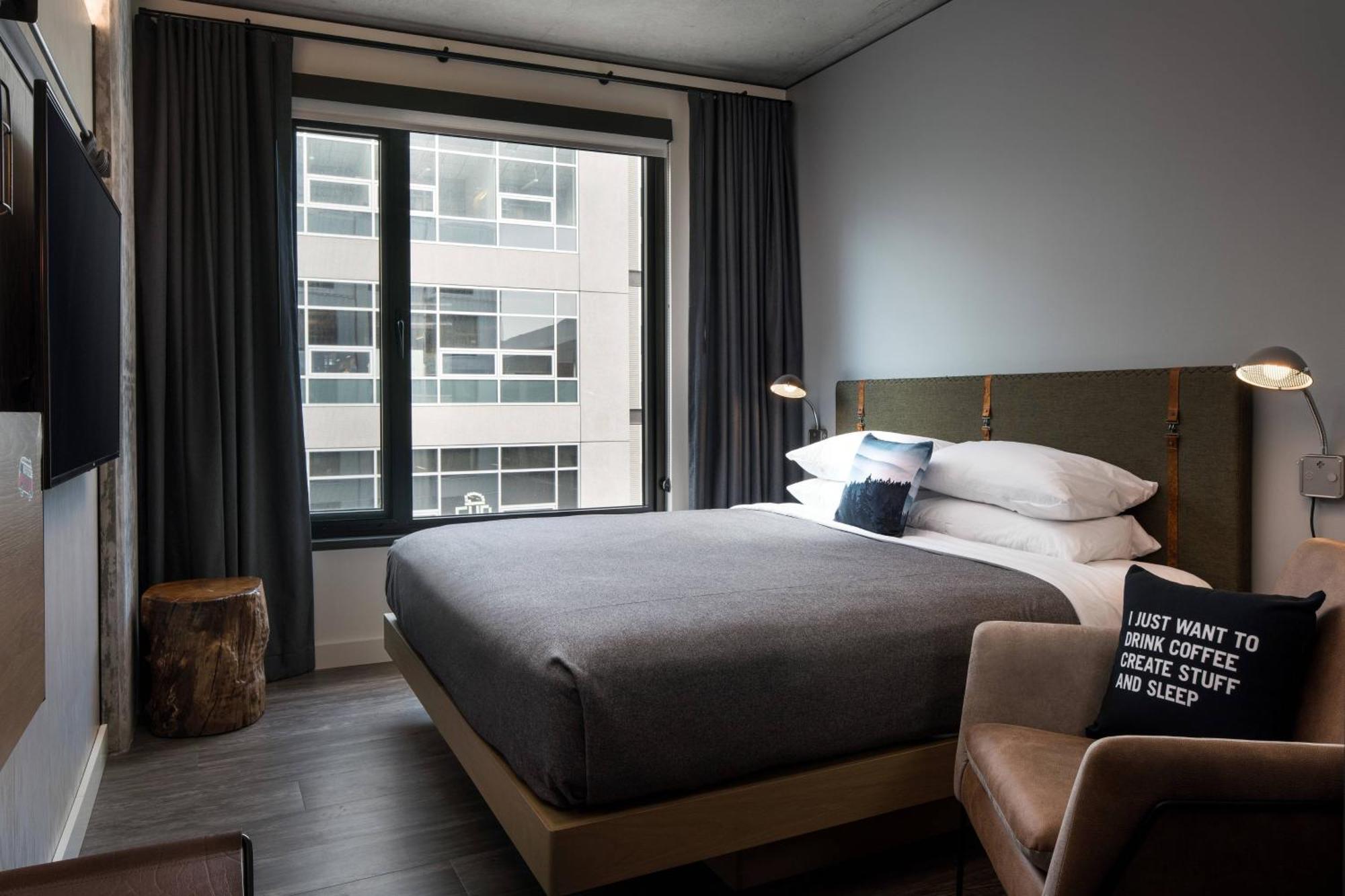 Moxy Seattle Downtown Hotel Exterior photo